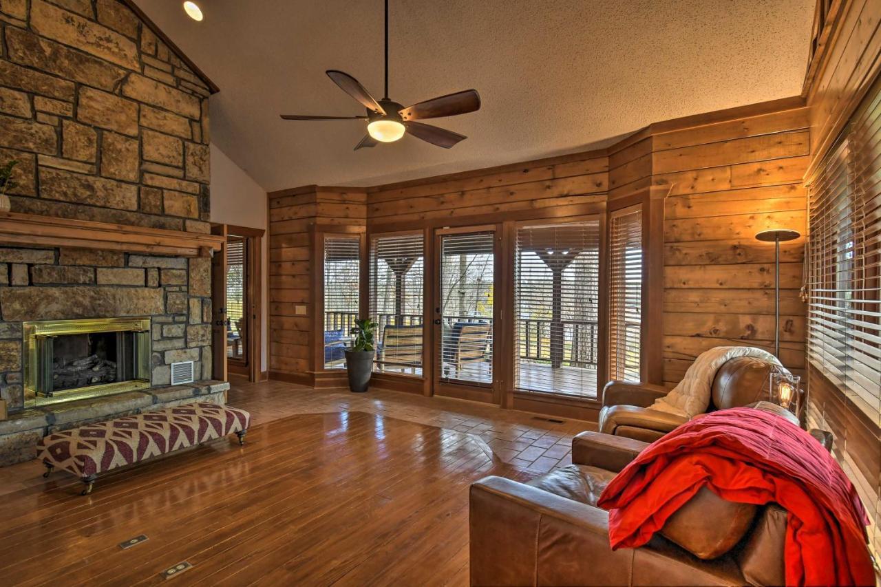 Hilltop Hot Springs Log Cabin With Hot Tub And Grill! Exterior foto