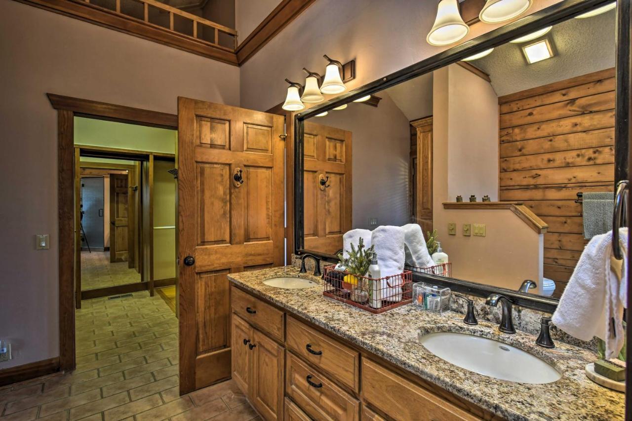 Hilltop Hot Springs Log Cabin With Hot Tub And Grill! Exterior foto