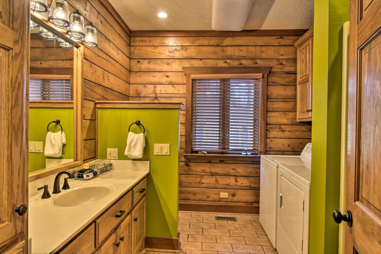Hilltop Hot Springs Log Cabin With Hot Tub And Grill! Exterior foto